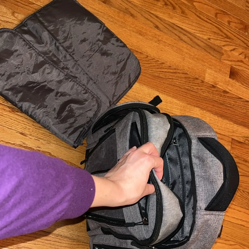 EDDIE BAUER DIAPER BAG